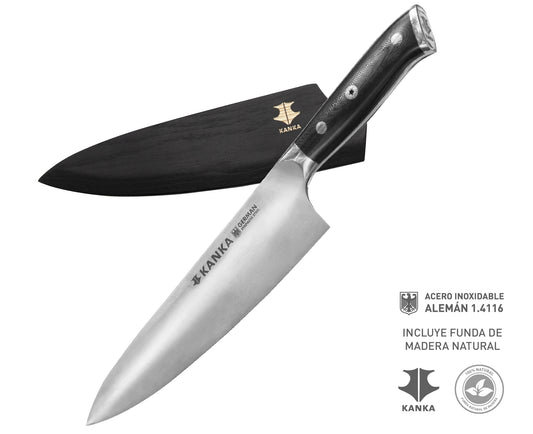 CUCHILLO ALEMÁN 8" + CUCHILLO SANTOKU + TABLA REVERSIBLE ACACIA